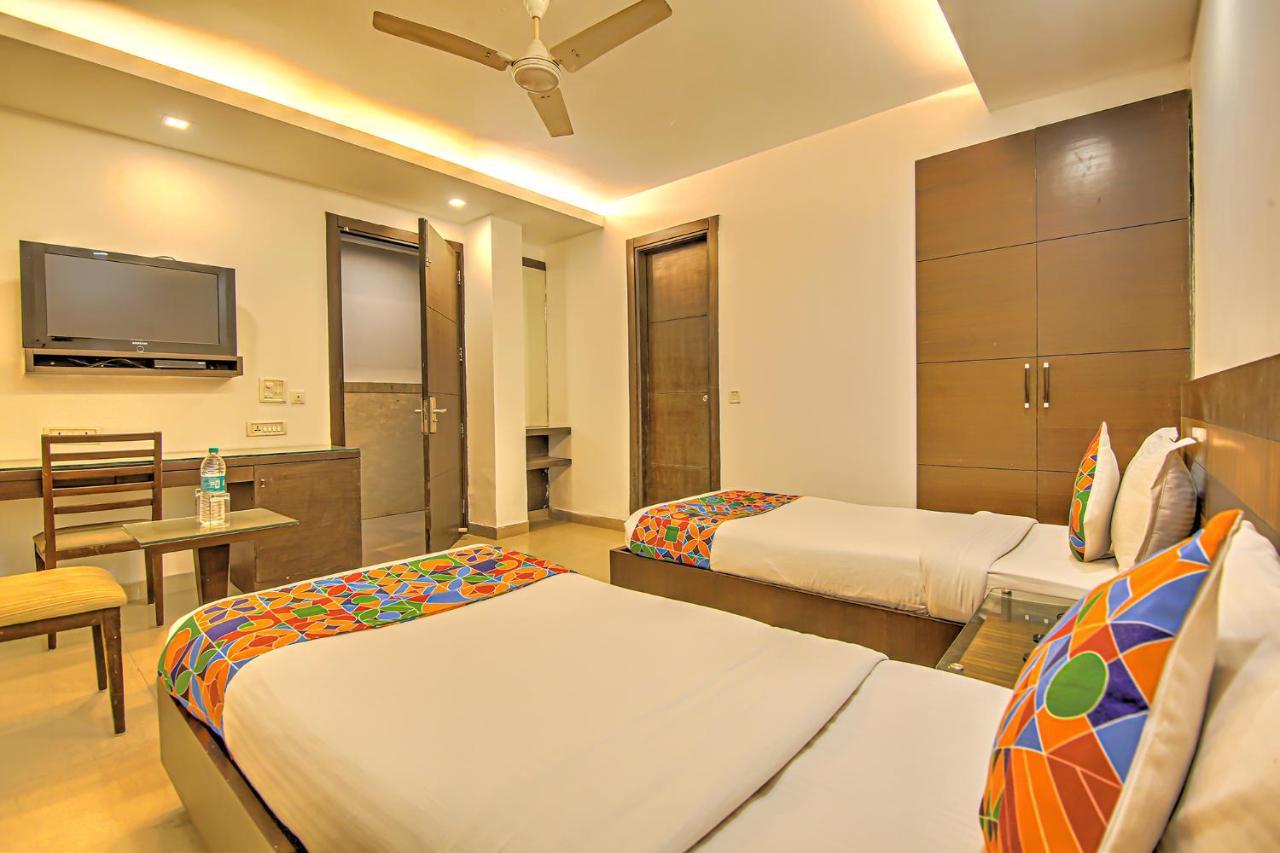 Fabexpress Le Grand Hotell New Delhi Exteriör bild