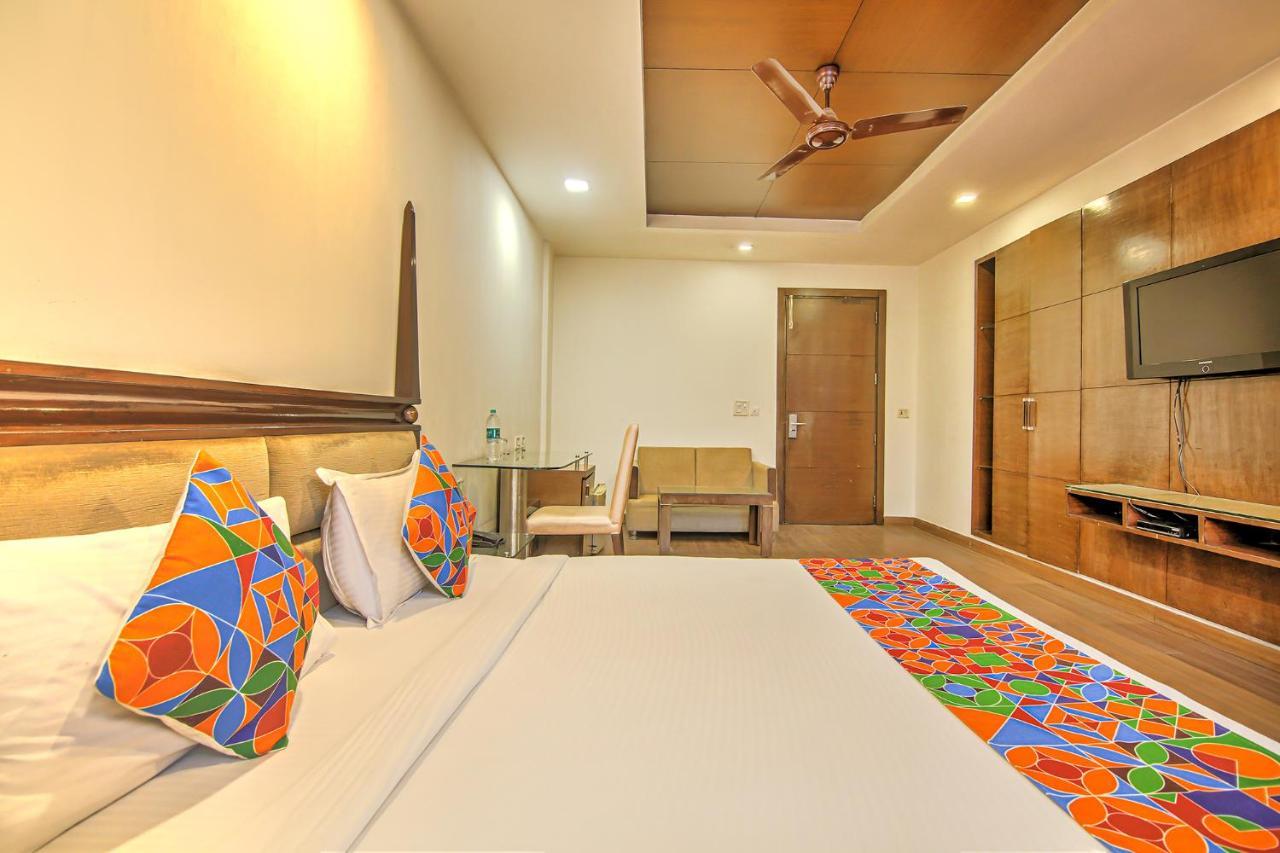 Fabexpress Le Grand Hotell New Delhi Exteriör bild