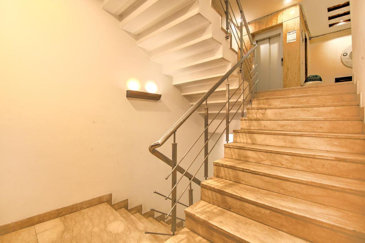 Fabexpress Le Grand Hotell New Delhi Exteriör bild