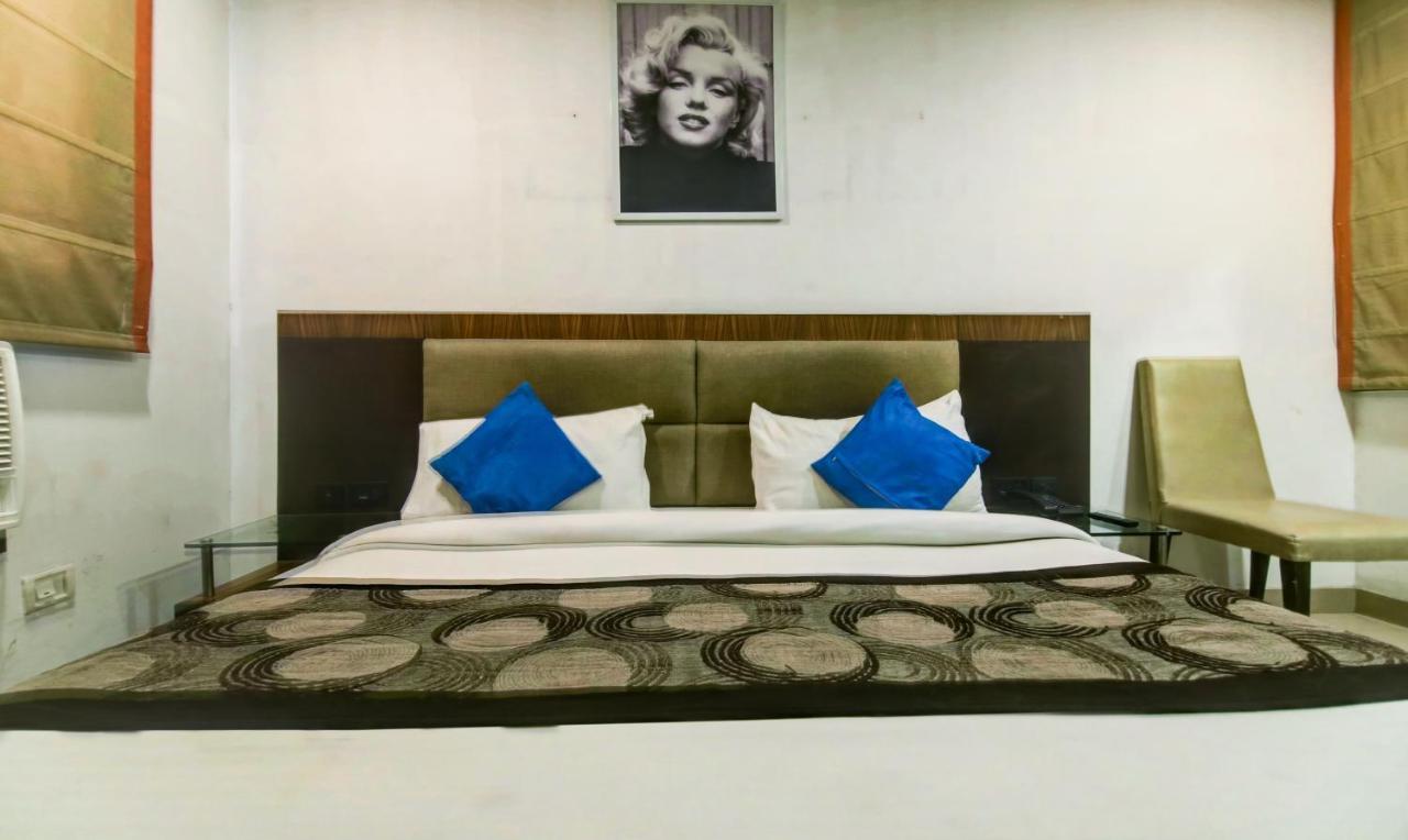 Fabexpress Le Grand Hotell New Delhi Exteriör bild