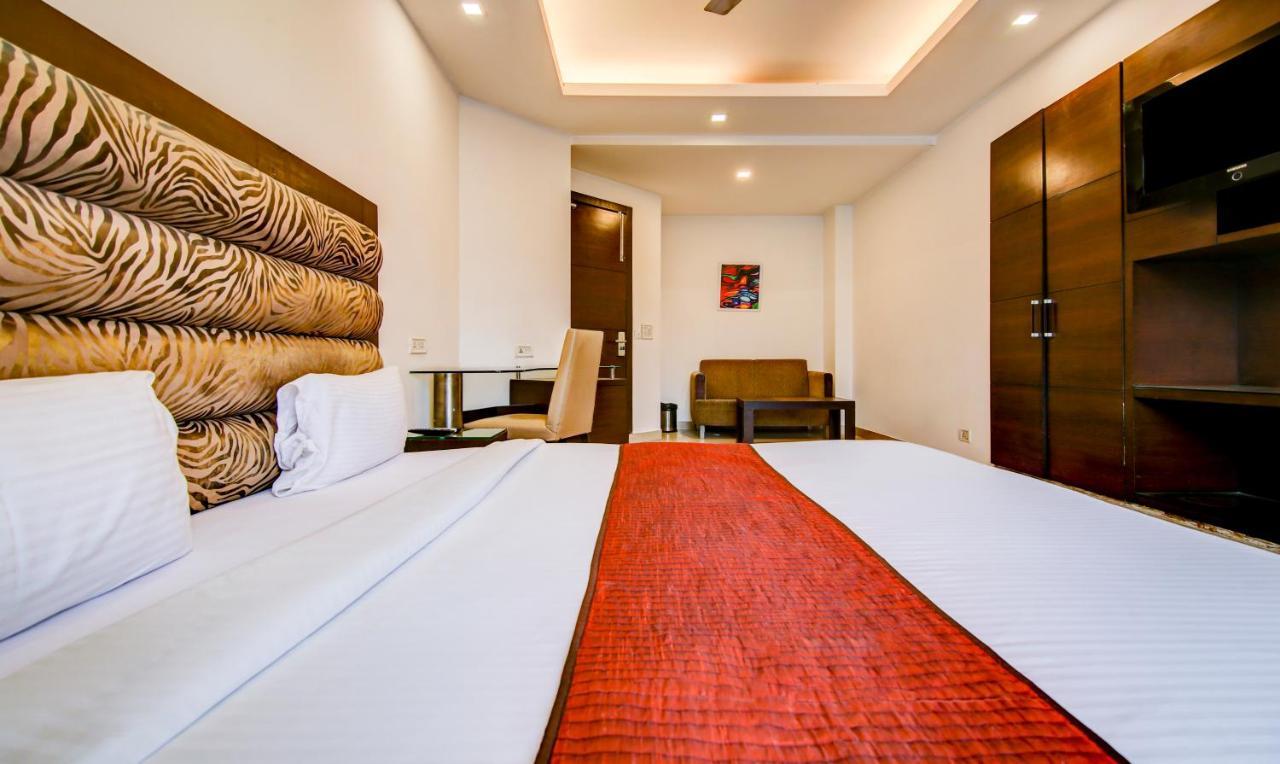 Fabexpress Le Grand Hotell New Delhi Exteriör bild